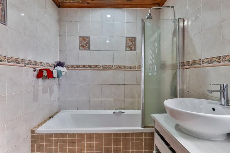 4 Bedroom Property for Sale in Strandfontein Village Western Cape